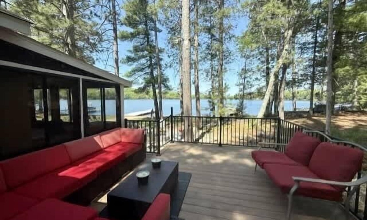 Hayward Cabin | Musky Hideout on Lost Land Lake