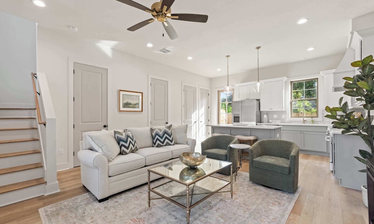 Lafayette Condo | New Luxe Oaks Home, Walk to River Ranch, Premier Host, EV Charger