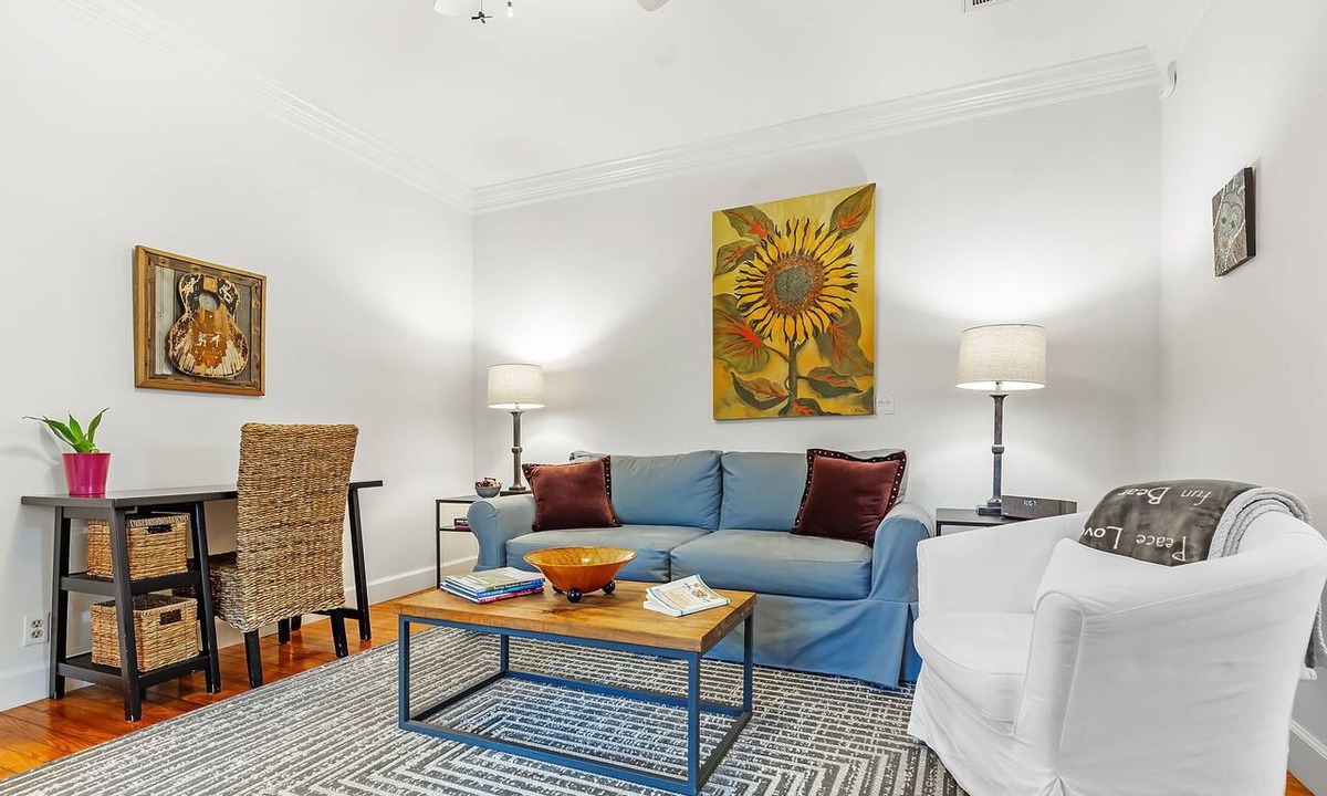 Fairhope Apartment | New Orleans at Jubilee Suites Bed & Breakfast. 1K/1B