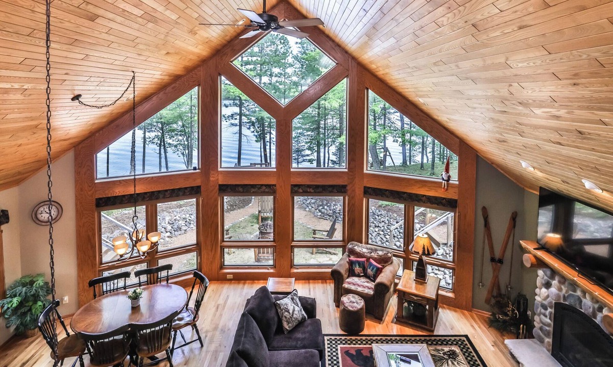 St Germain House | NEW!!! Price reduction at Hartnett's Hideaway