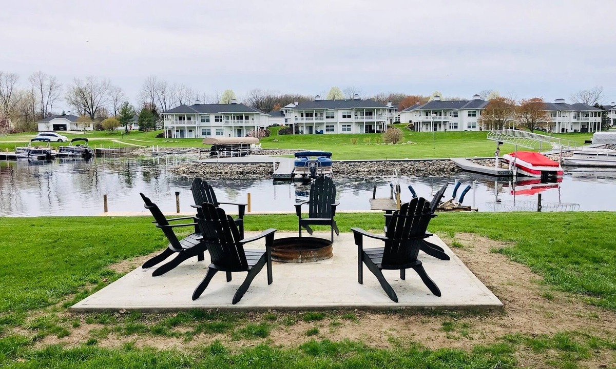 Shelbyville House | Newly Updated Gun Lake Waterfront Cottage. Bring Your Boat or Rent ours!