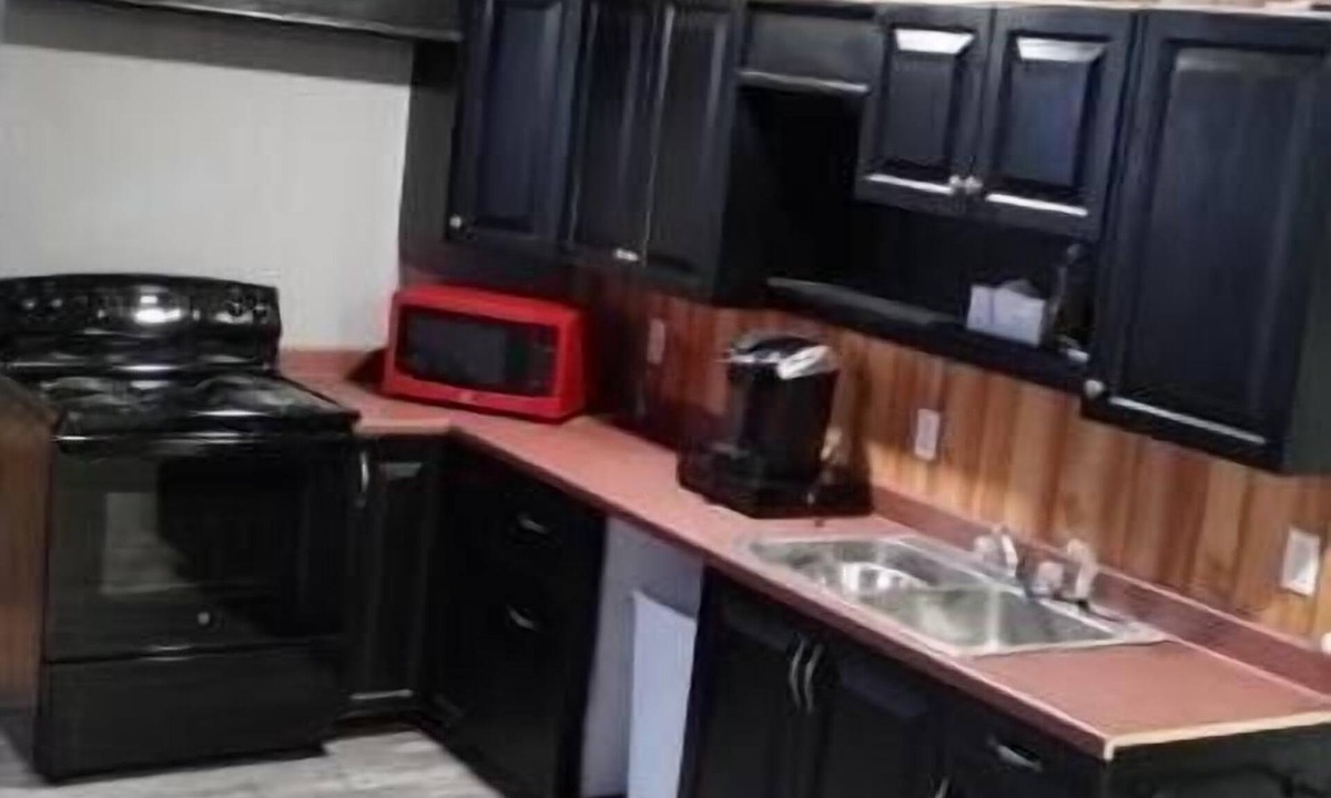 Fort Kent Mills Apartment | Old convent Short term rentals