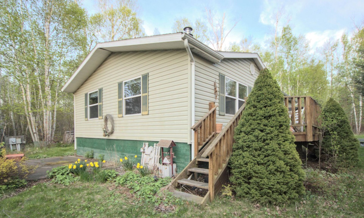 Herbster House | Orchard Acres | Lake Superior South Shore Retreat
