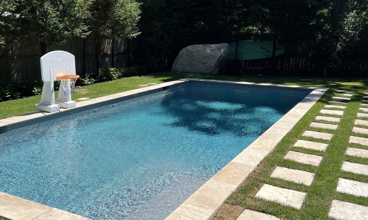 Bay Point House | Paddle board? Beach Sunsets? Fine dining? Vineyards? This is the ideal getaway.