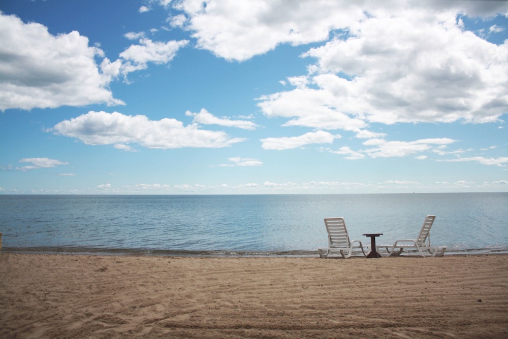 Tawas City Hotel | Paradise Beach Resort