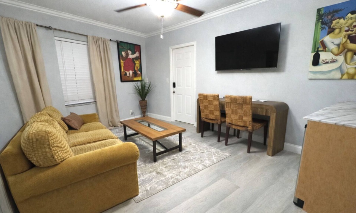 Boca Raton House | Peaceful 2-bedroom house with AC in sunny Boca Raton