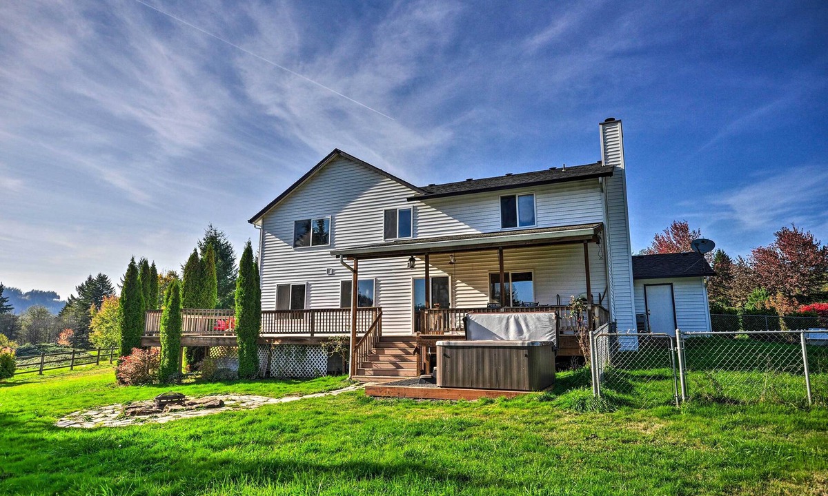 Washougal House | Peaceful, Pet-Friendly Washougal Paradise!