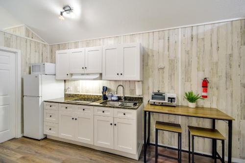 Picayune House | Pearl River Fun! Tiny Home 11 Mi to Space Center