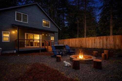 Paradise Estates House | Perch - Mowich Cozy