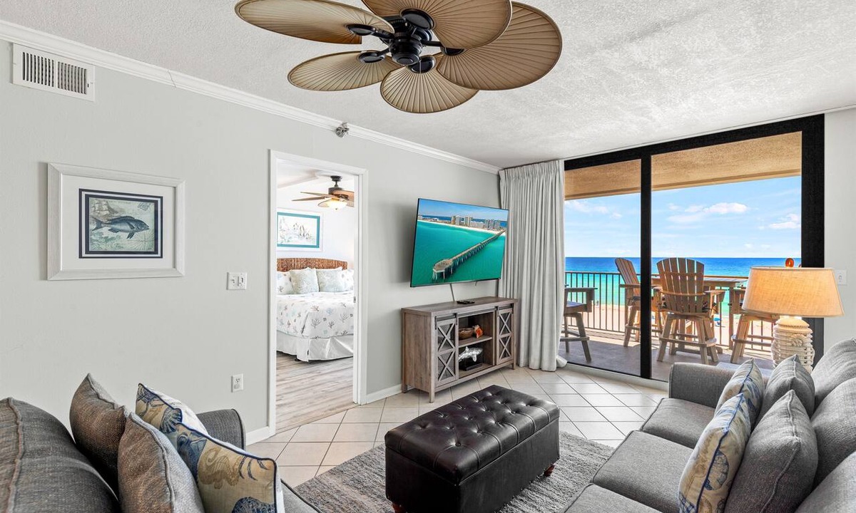 Navarre Beach Condo | Perrydise Beautifully Updated Condo Beach Service