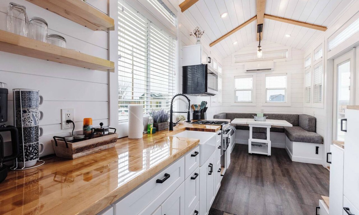 Apple Valley House | Pet Friendly Tiny Home - Near Zion National Park