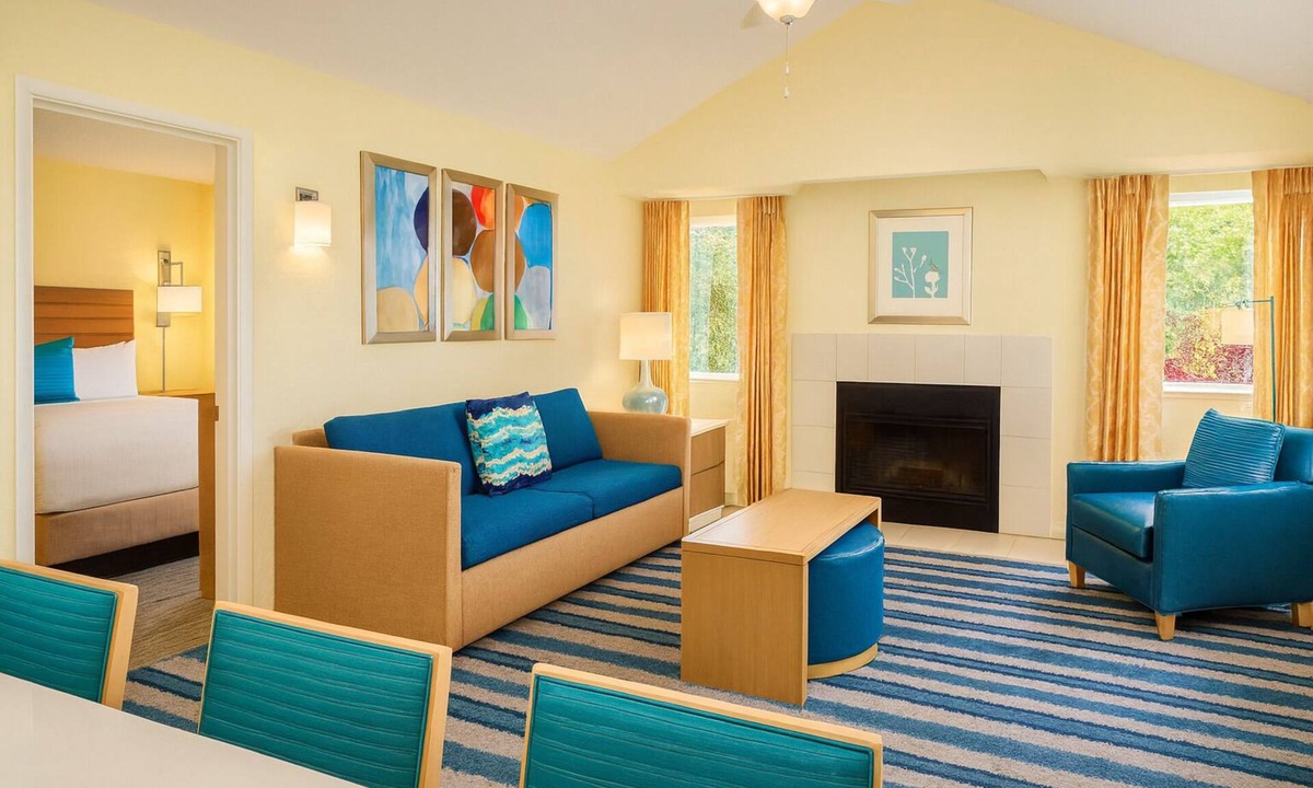 Flagstaff Hotel | Pleasant Stay, Convenient Location! Near Bushmaster Park, Pets are Allowed