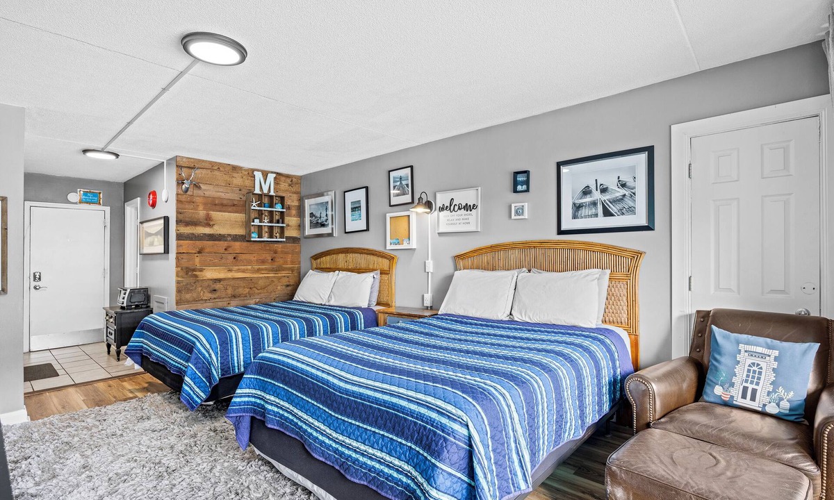 Myrtle Beach Apartment | Pool Front Relaxation with Ocean View