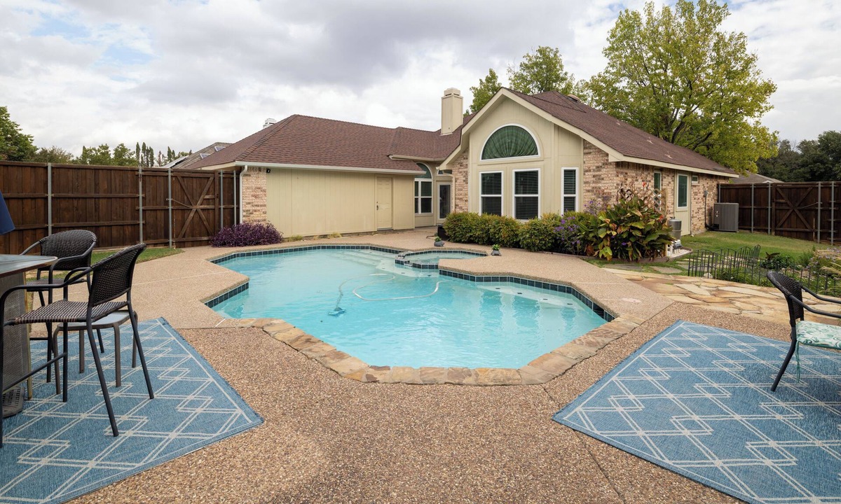 McKinney House | Pool, Pool Table, Board Games + Butterfly Garden