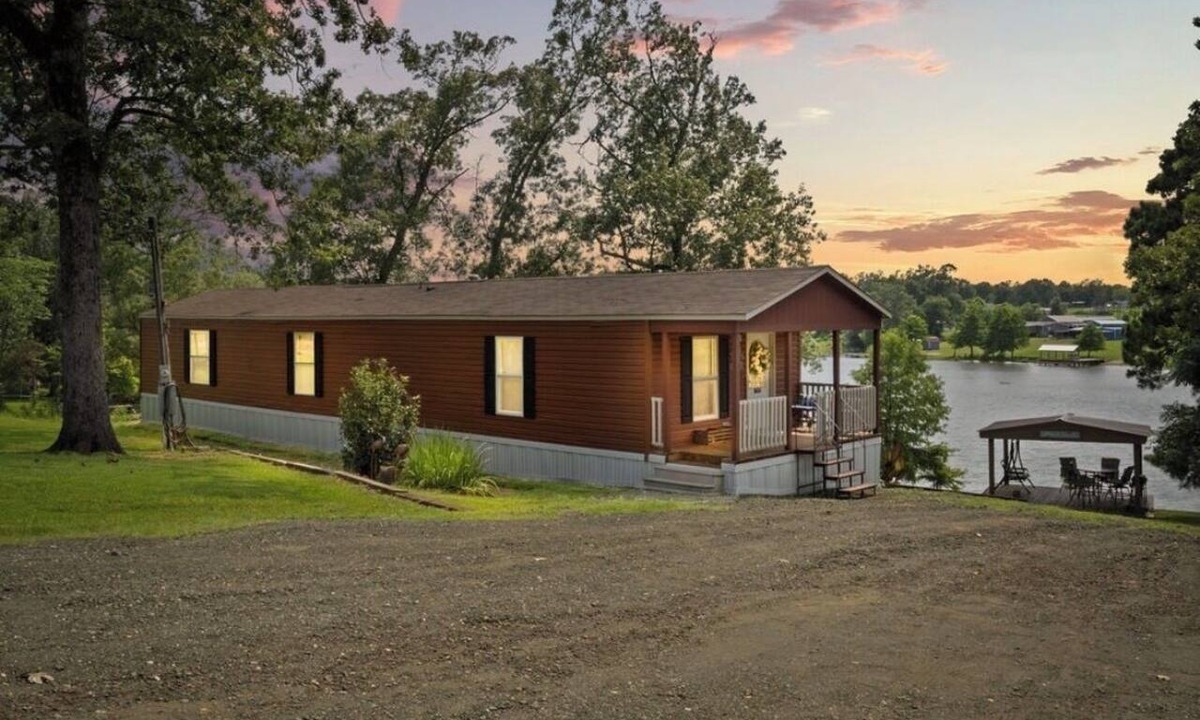 Negreet Bed & Breakfast | Posiath Point-Private Boat Launch-On Water