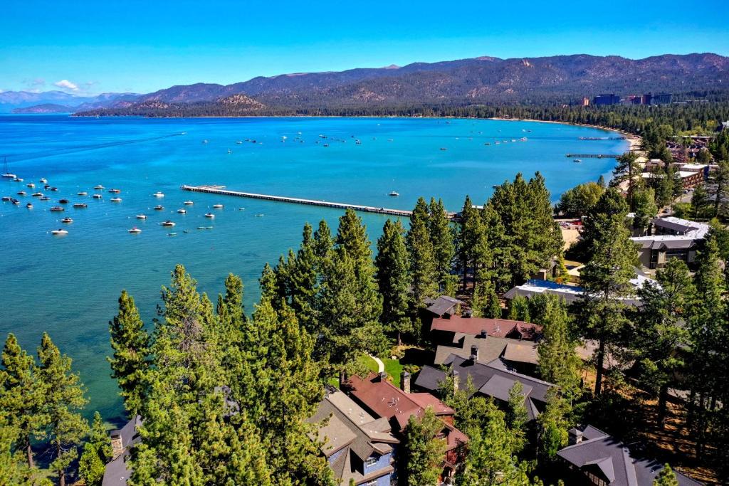 Sierra Shores Apartment | Premier Lakefront w Hot Tub & AC Near Heavenly PEAK SS9