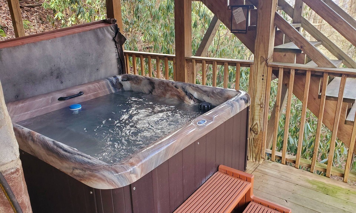 Smoky Mountains Cabin | Privacy at Creek Song cabin.