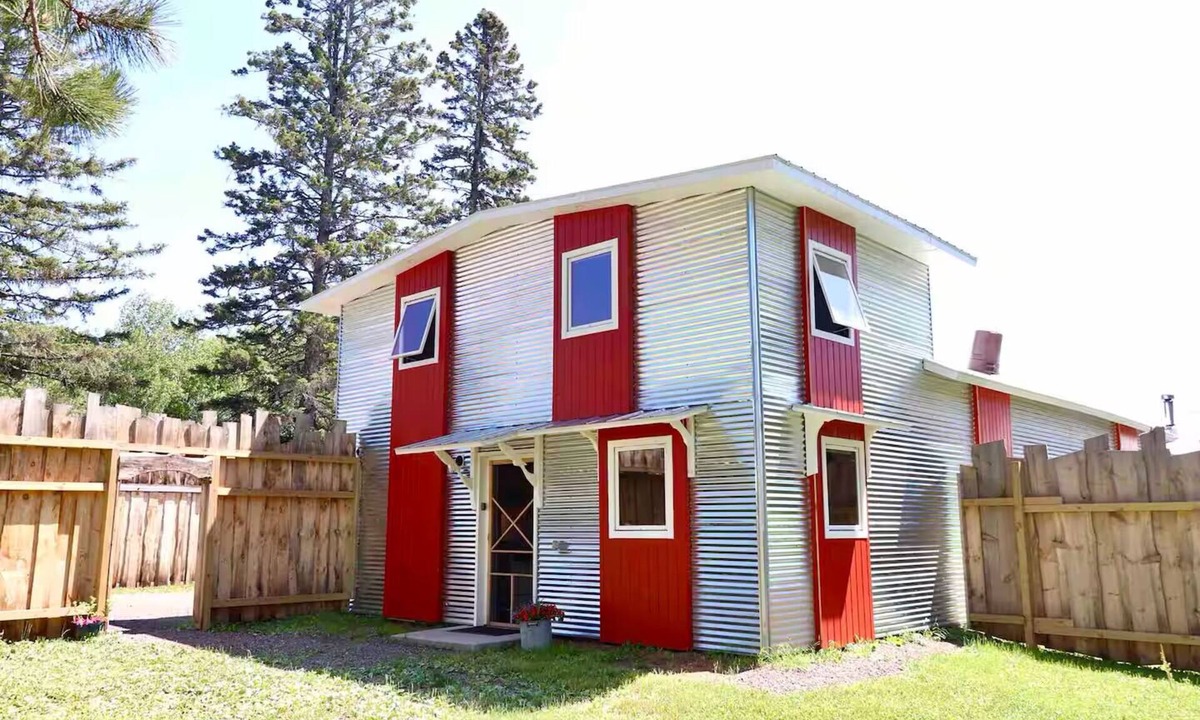 Palmers House | Private Blue Pine Getaway
