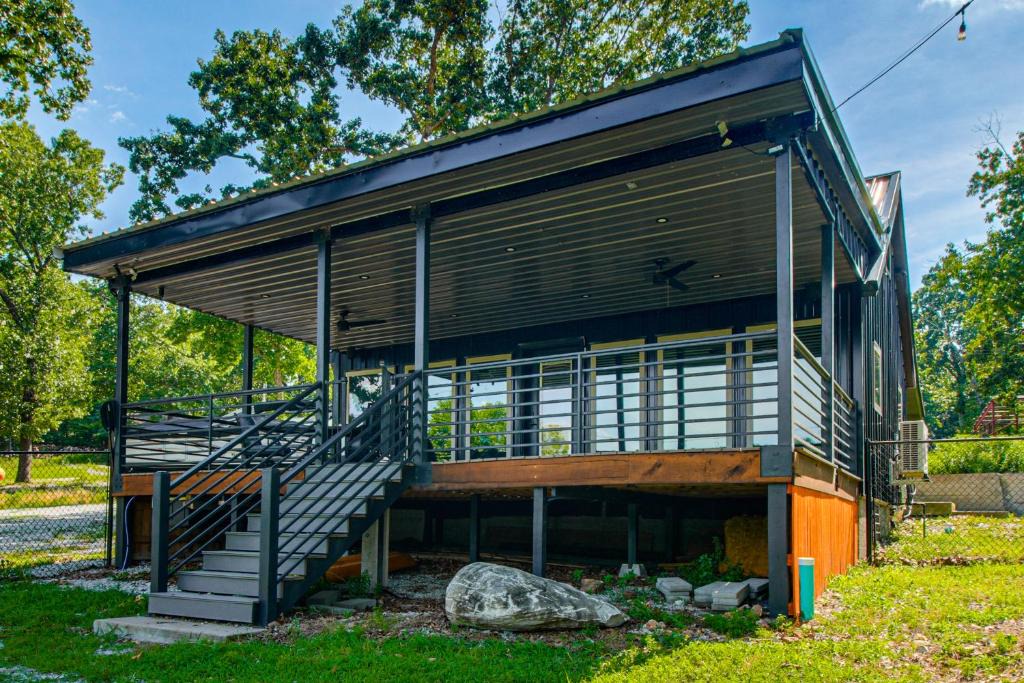 Fairland House | Private Boat Dock on Grand Lake! Modern Cabin
