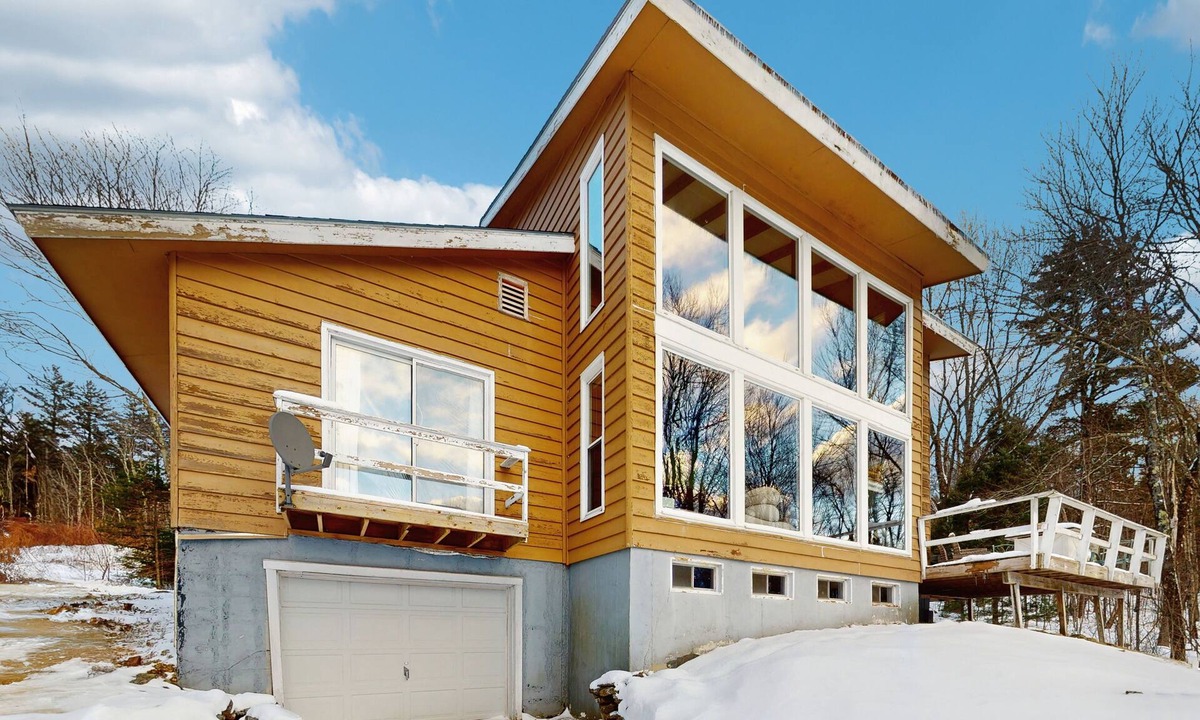 Whitingham House | Private dog-friendly house w/mountain views, deck, firepit, w/d