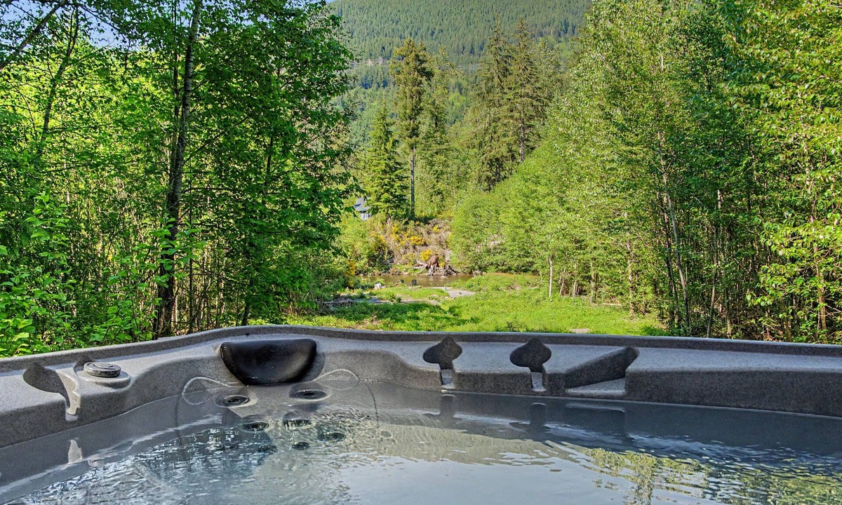 Mount Hood Village Cabin | Private Mt Hood Riverfront w/Sandy Beach, Hot Tub, 2 Kings, Dog Friendly
