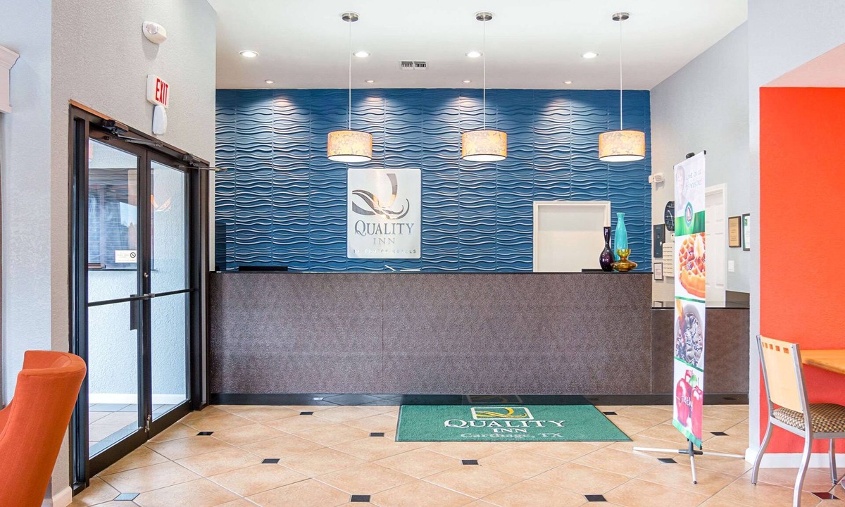 Carthage Hotel | Quality Inn Carthage