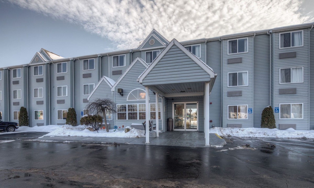 Mount Pleasant Hotel | Quality Inn Mount Pleasant