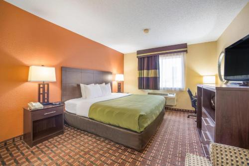 O'Fallon Hotel | Quality Inn O'Fallon IL - St Louis - Shiloh