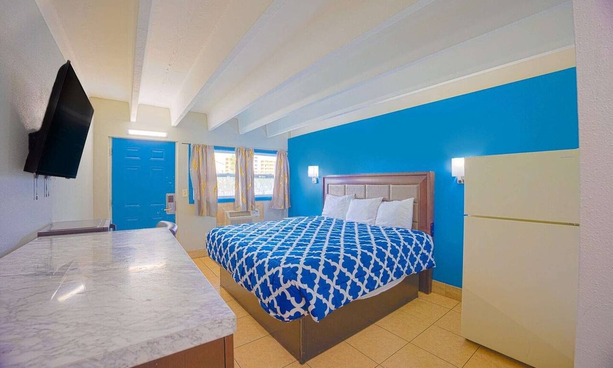 Merritt Island Apartment | Queen Bed Accessible|Nsmk