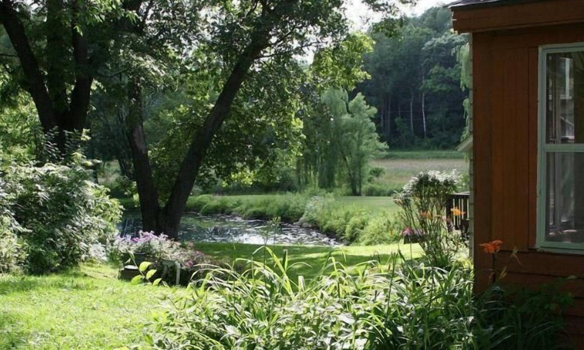 Onalaska Bed & Breakfast | Rainbow Ridge Farms Bed and Breakfast Onalaska/La Crosse