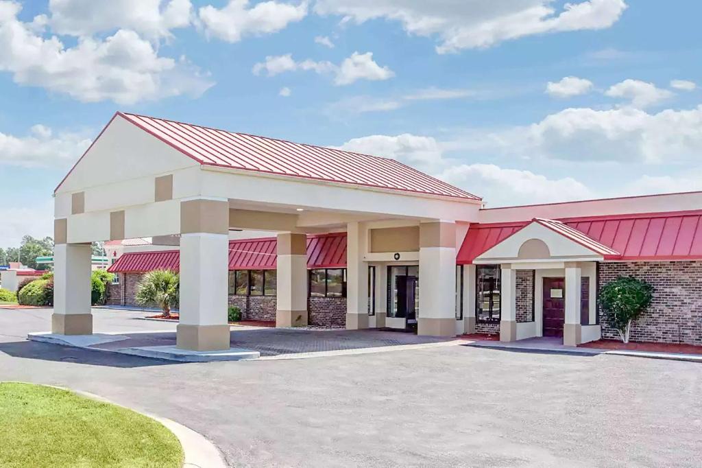 Santee Hotel | Ramada by Wyndham Santee I-95