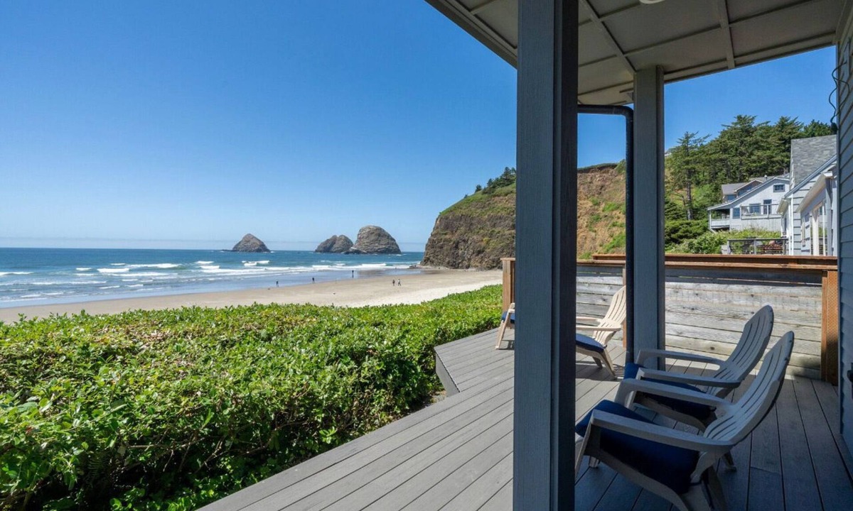 Oceanside House | Rare Oceanfront Home Directly on the Sand in Oceanside, Oregon! The Finley!