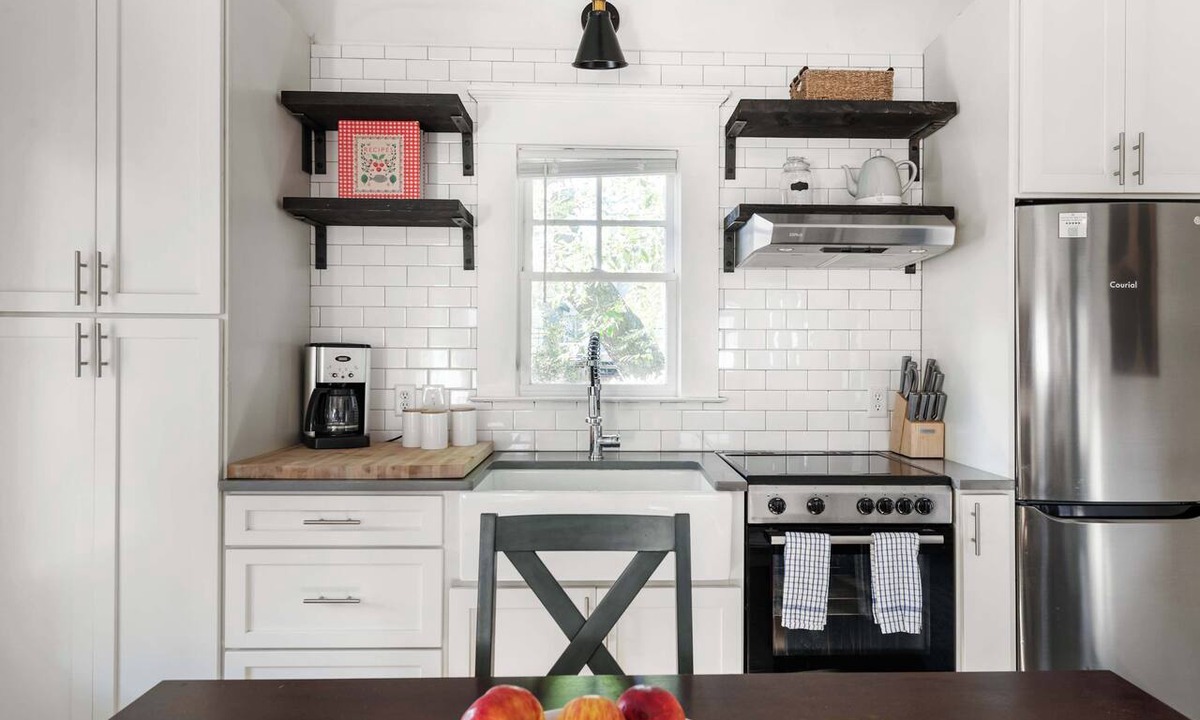 Inman Park Apartment | Ready Aim
