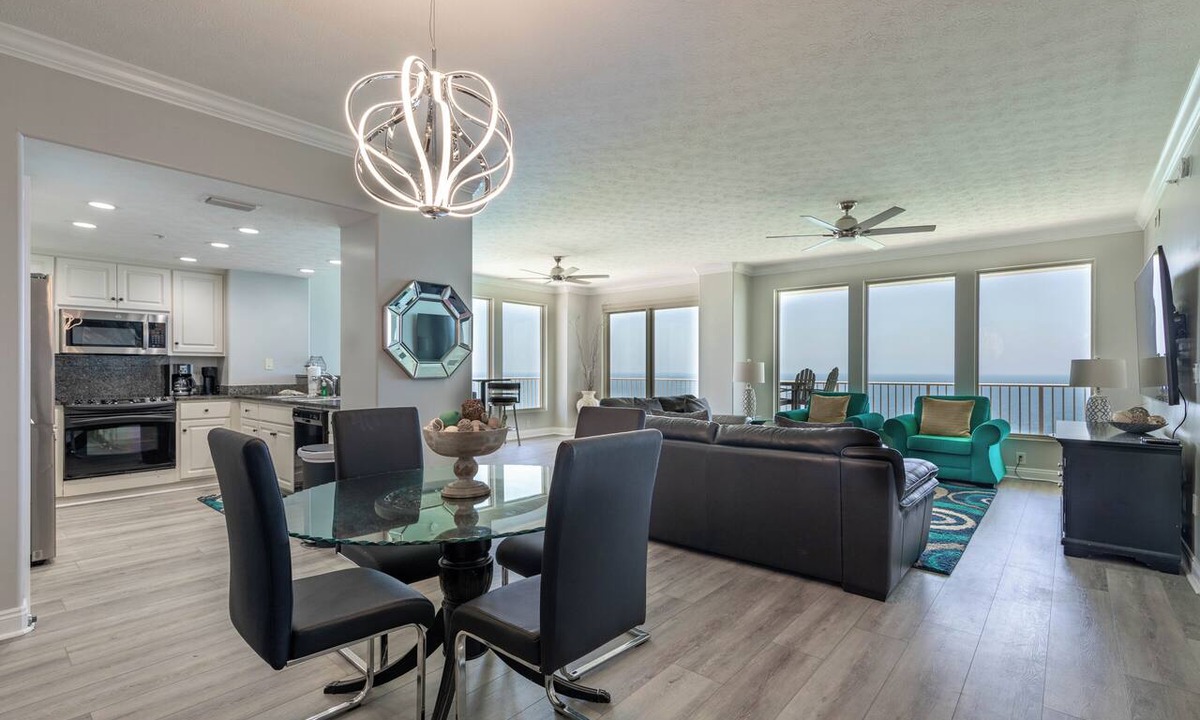 Lower Grand Lagoon Condo | Recently updated luxury unit at Treasure Island resort 3BR * 19th floor.