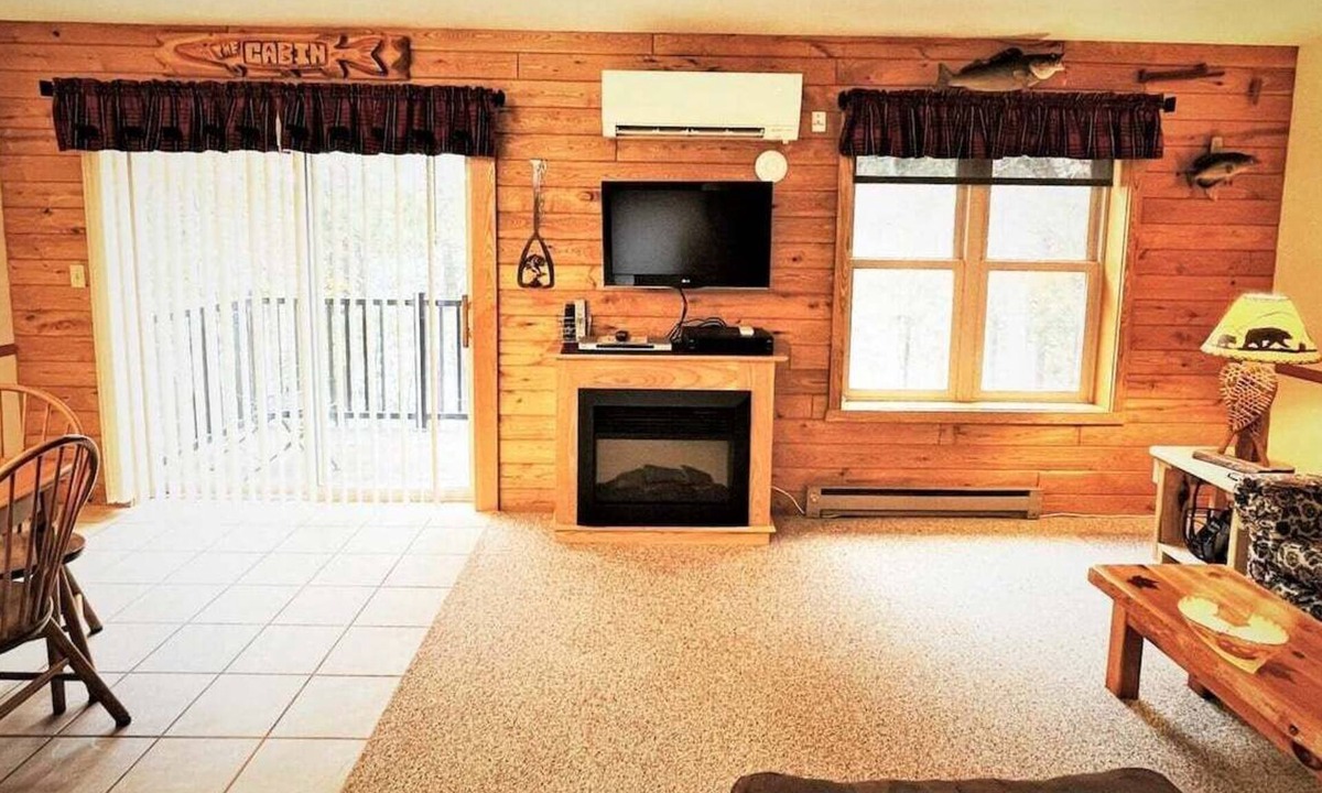 Phillips Condo | Red Pines - Elk Lake Condo #3