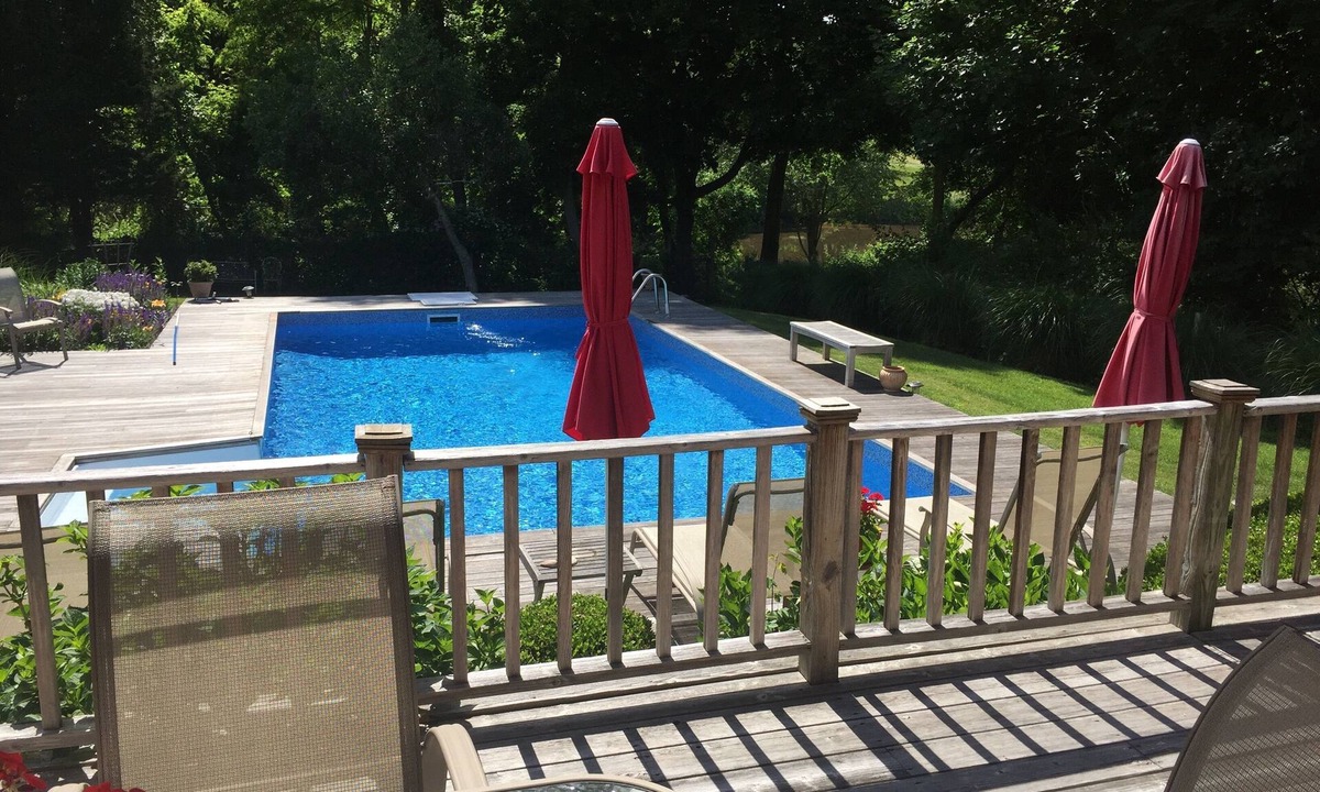 The Heights House | Relax By The Pool, Or Walk To The Beach And Restaurants