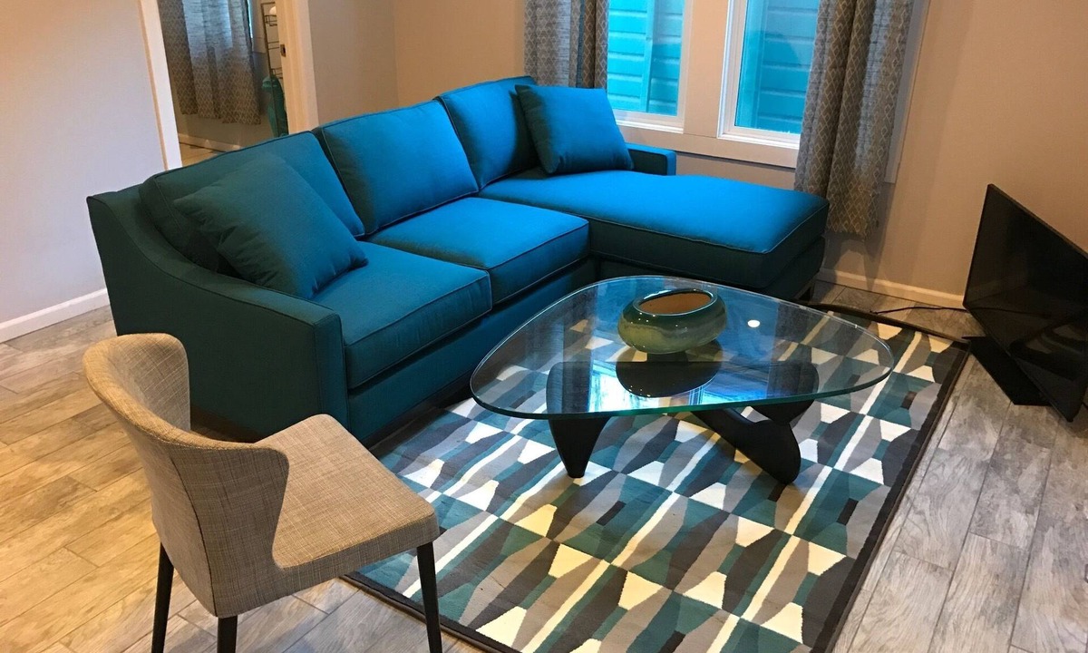 Belmont Apartment | Remodeled Close-in Walkable Unit!