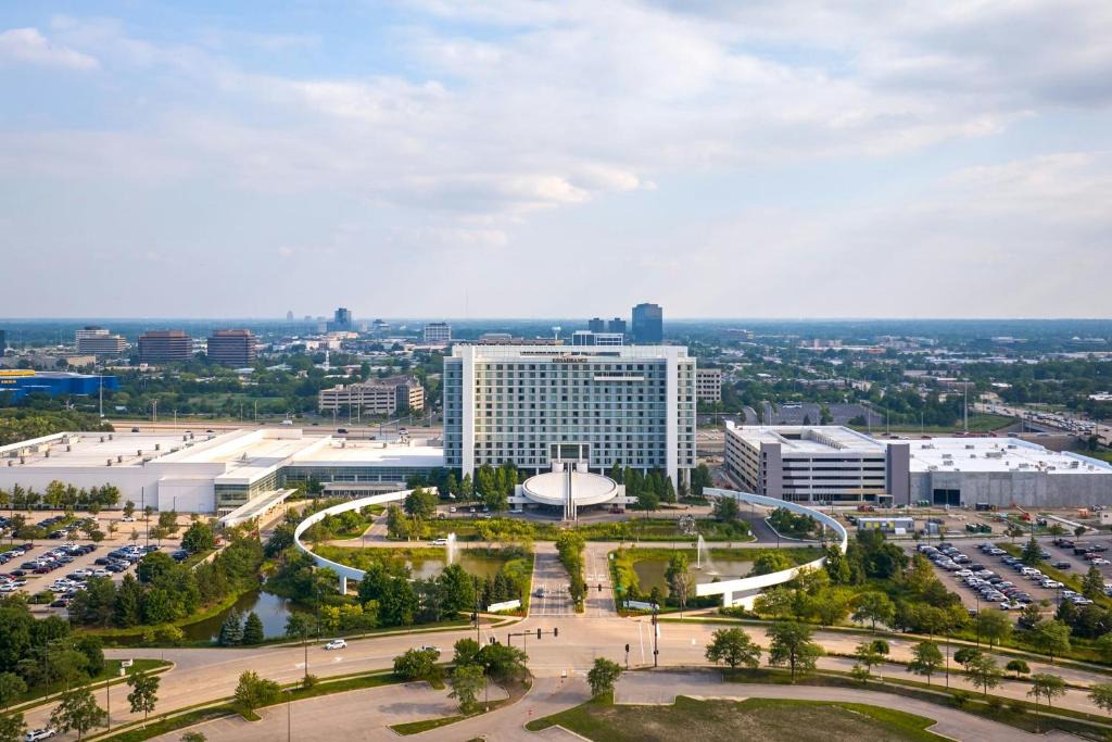 Schaumburg Hotel | Renaissance Schaumburg Convention Center Hotel