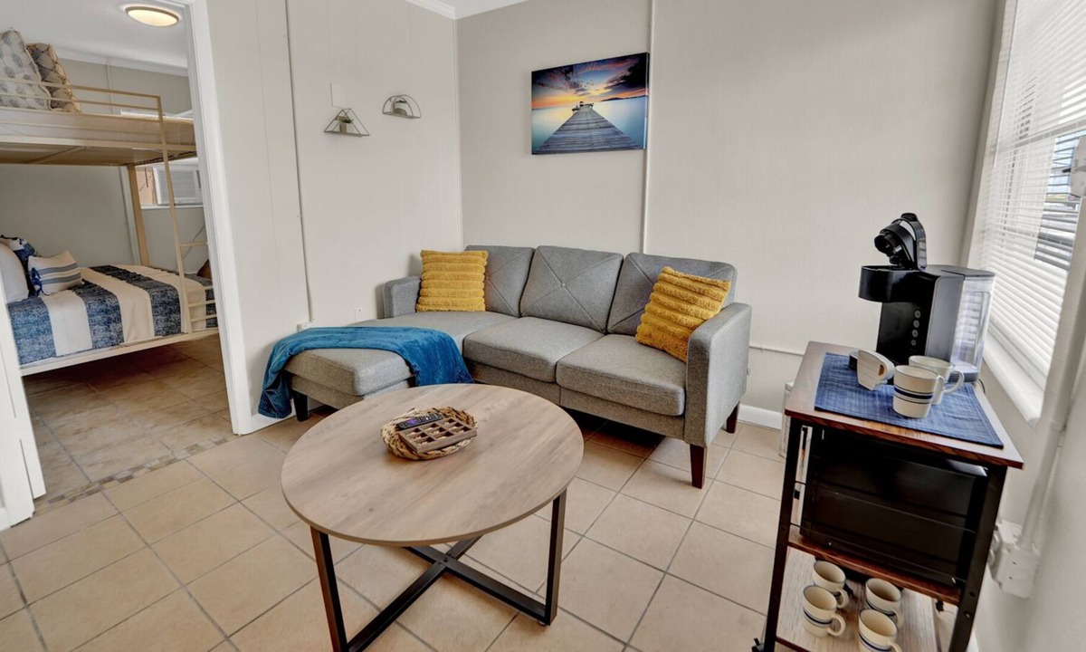 Crescent Beach Condo | Renovated 2 BDR Bungalow Steps to Beach w/ Kitchen