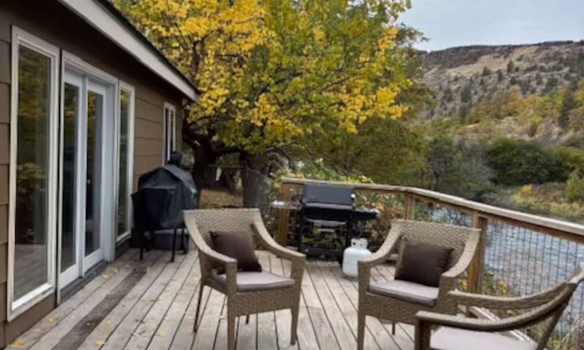 Maupin House | Riverfront Property Deschutes River House