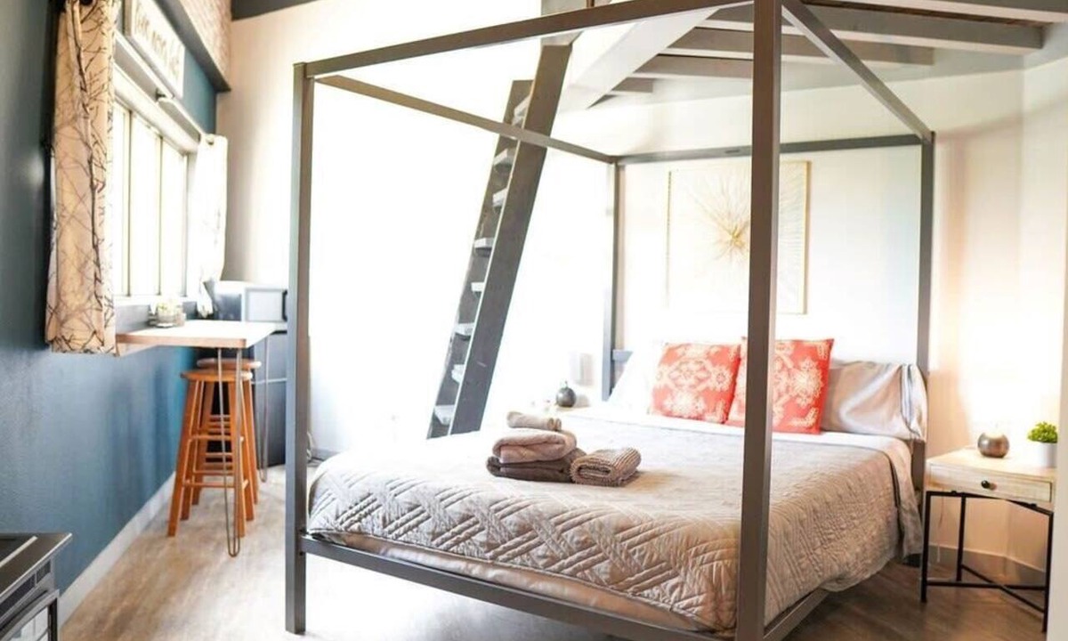Niles Apartment | Rivers Edge Lofts - Unit 3