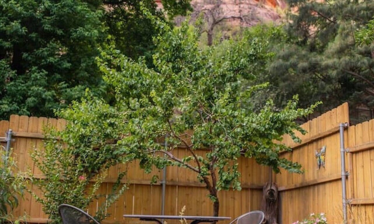 Sedona Cabin | Rustic Cabin in Oak Creek Canyon - Wild Rose