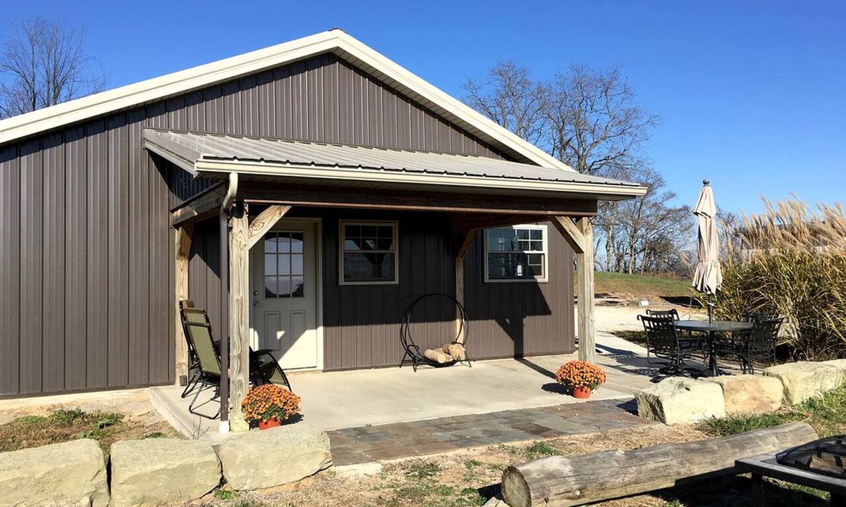 McConnelsville Cabin | Rustic Cabin in the Countryside near Muskingum River State Park, Ohio