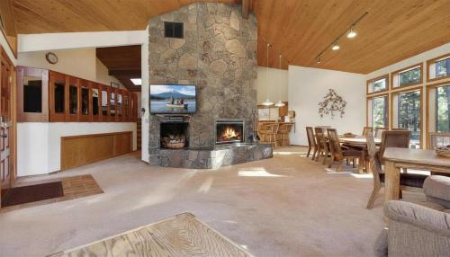 Sunriver House | Sandhill 10