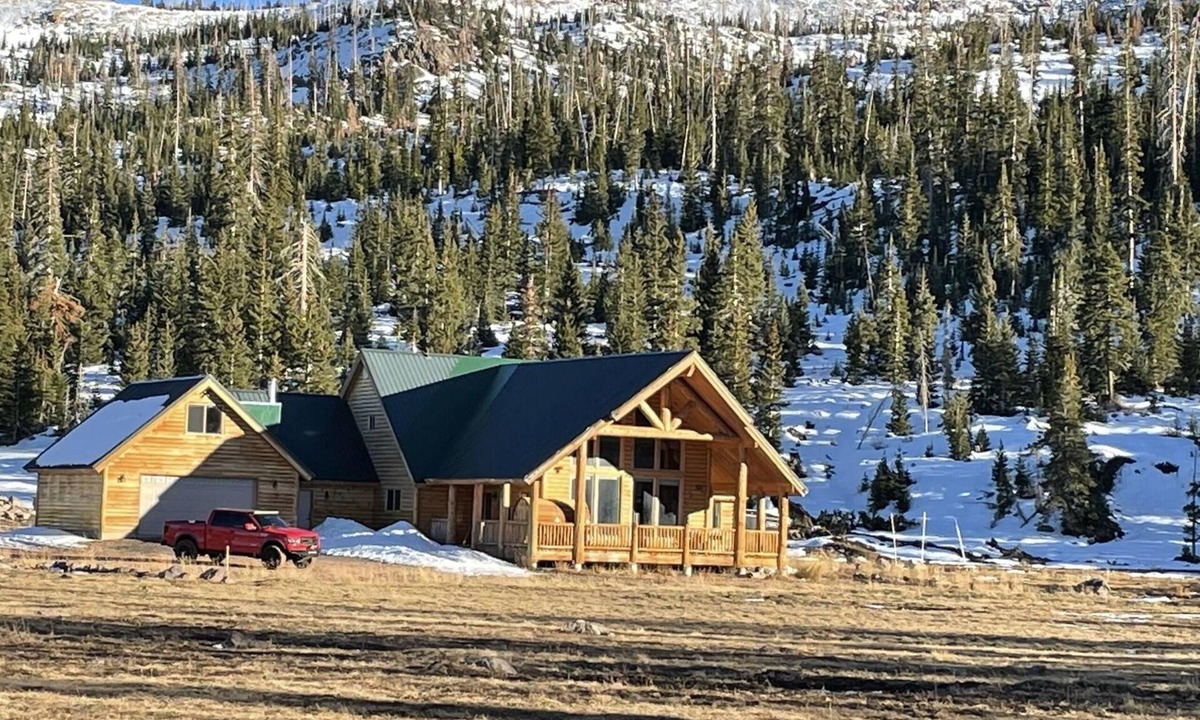 Brian Head Cabin | Secluded Luxury Getaway - minutes from the slopes