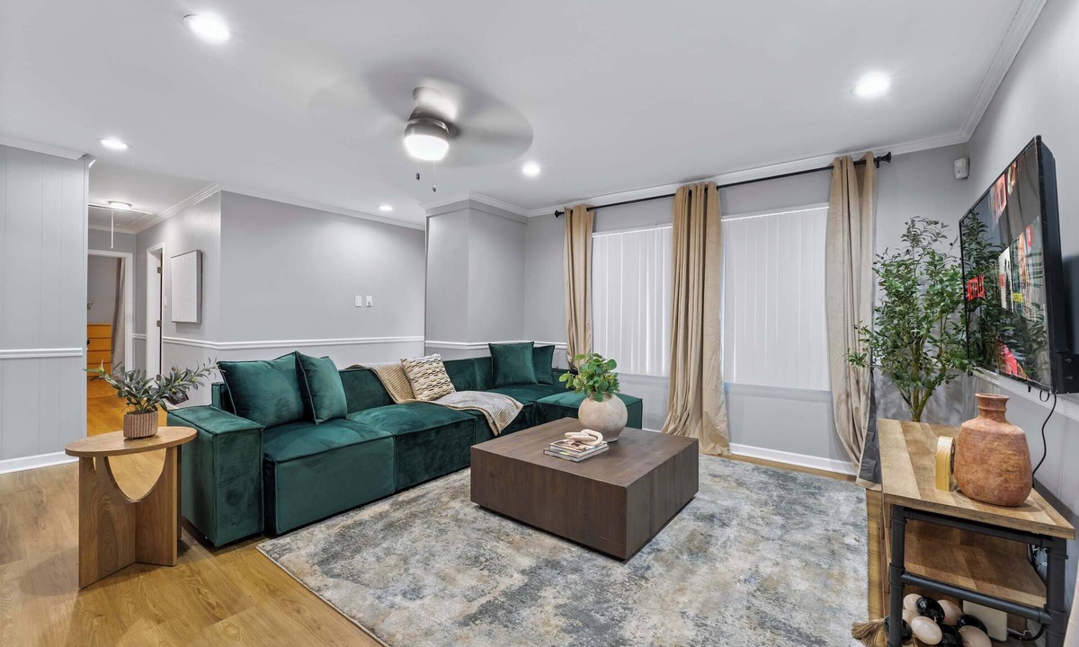 Tinley Park House | Serene 4BR Oasis in Tinley Park