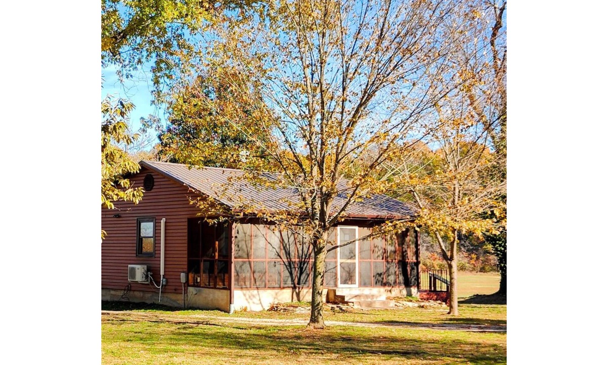 Pineville Other | Serene Riverfront Retreat: Spacious Country Home Near Adventure Awaits You!