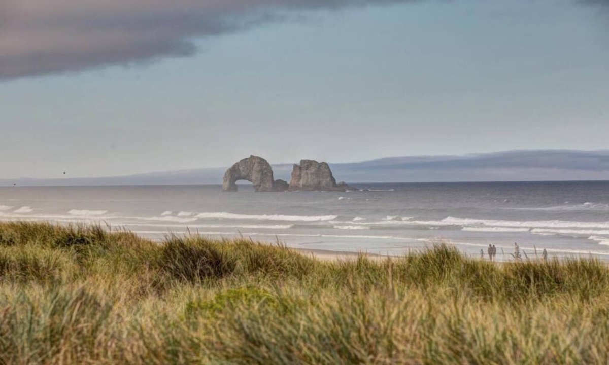 Rockaway Beach Hotel | Silver Sands Motel