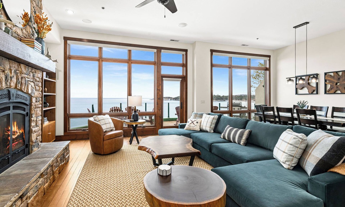 Two Harbors Condo | Ski Lodge Executive Suite w/pool & hot tub