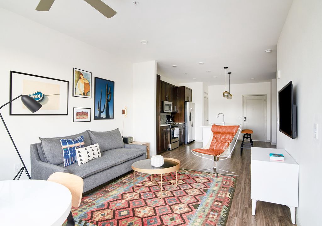 Willo Apartment | Sonder | Central Corridor | Artsy 1BR + Pool